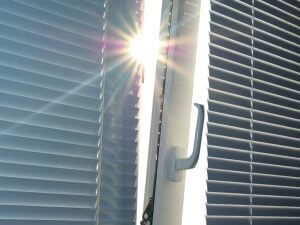 So schützen Sie Ihre Wohnung im Sommer vor Hitze!