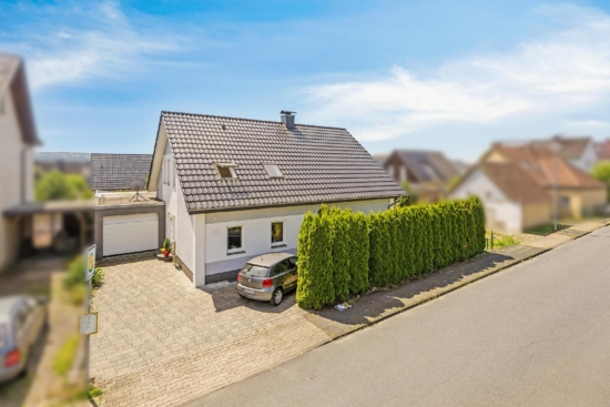 Außenansicht Straßenseite