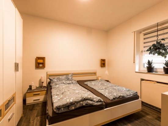 Großzügige 4-Zimmer-Wohnung mit XXL-Terrasse & Fernblick in Oberbecksen - Kind/Gast/Büro