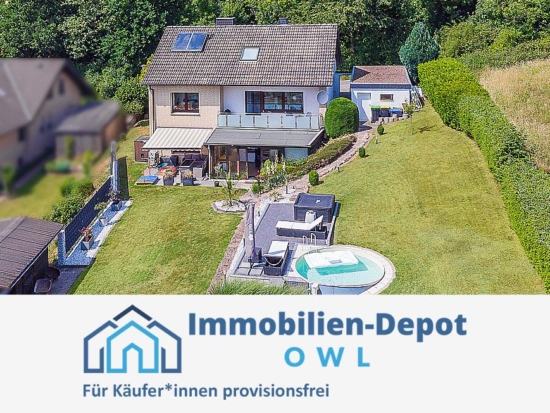 Freistehendes Zuhause mit Fernblick, kleinem Pool und viel Raum zur Entfaltung, 32689 Kalletal, Einfamilienhaus