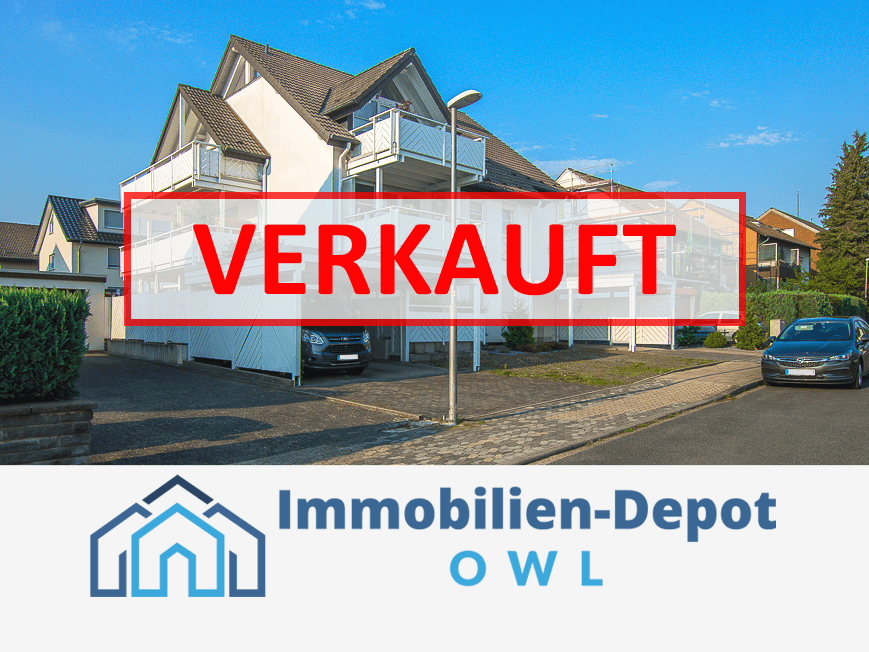 Lichtdurchfluteter Altbaucharme von 1993: Maisonette-Wohnung in Bad Salzuflen - Außenansicht Straßenseite